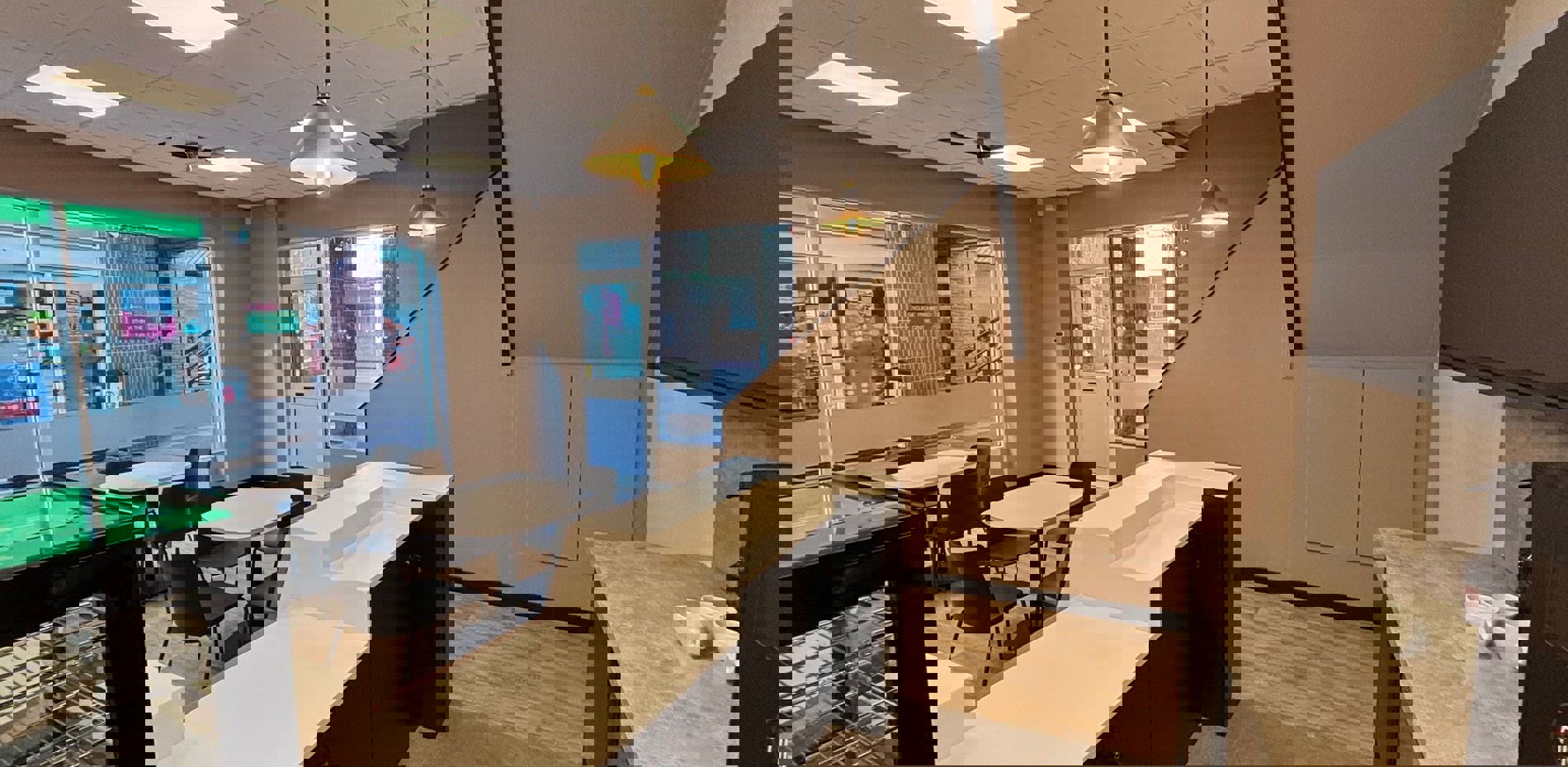 Eb66fd94 5479 41B3 9855 Cda78ea8f392