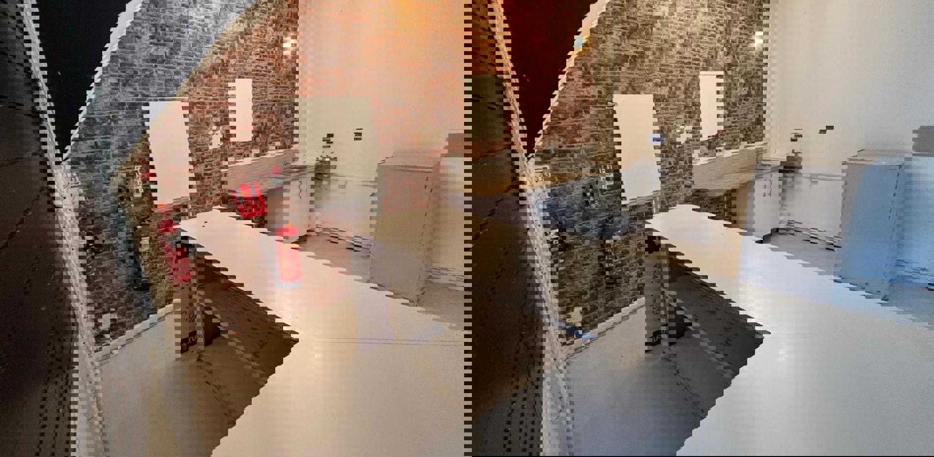 04A71943 5Fdd 4450 9Fa2 F6401696a486
